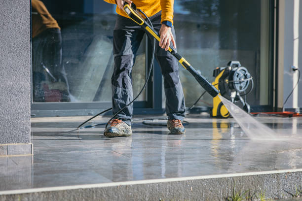 Best Sidewalk Pressure Washing  in Flora, MS